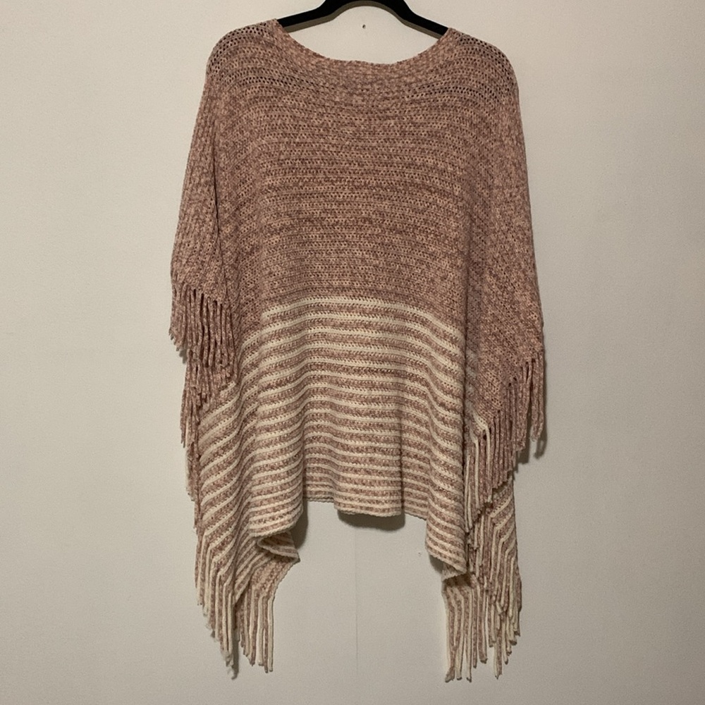 Kaleidoscope Women's Two-Tone Fringe Sweater - Picture 2 of 8